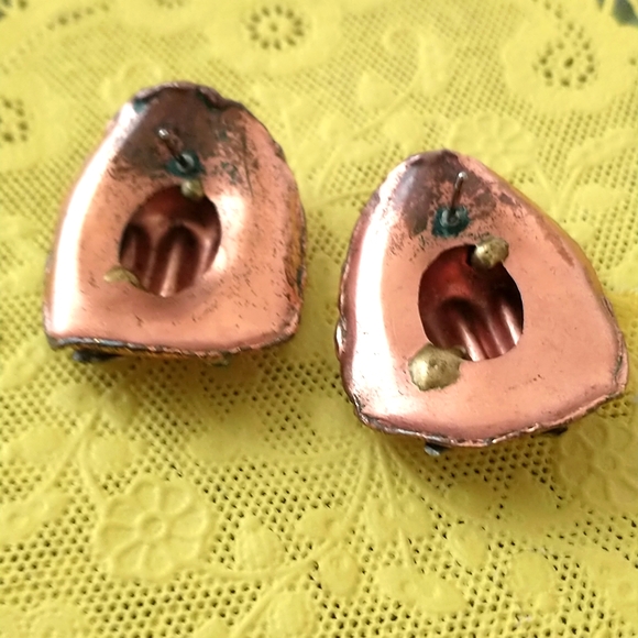 Earrings - Picture 3 of 5